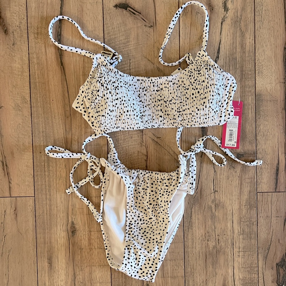 Bathing suit